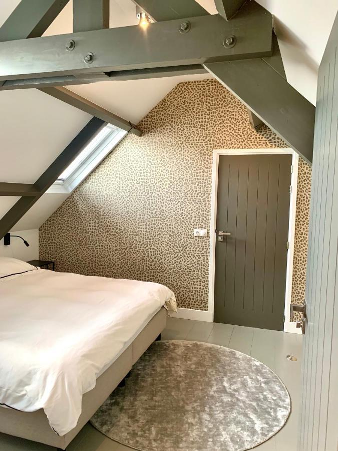 The Green House Lodge Den Dungen Екстериор снимка
